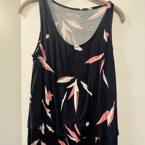 Latched Mama Boyfriend Nursing Swing Tank